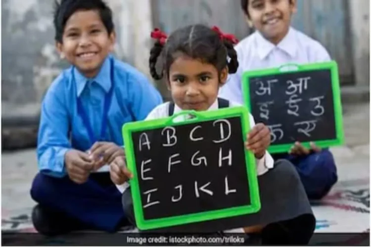 राजस्थान की काली बाई भील मेधावी छत्रा स्कूटी स्कीम सशक्त मेधावी लड़कियों को मुफ्त दो-पहिया के साथ सशक्त बनाती है