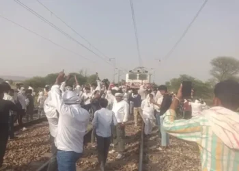 राजस्थान समाचार: सरकार के प्रस्ताव की समिति के अनुमोदन के बावजूद राजस्थान में फिर से रेलवे ट्रैक को ब्लॉक करें