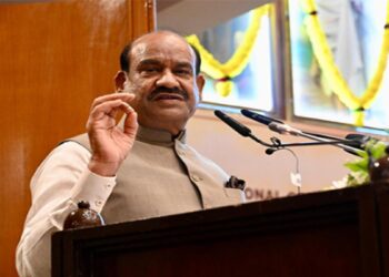 लोकसभा अध्यक्ष ओम बिड़ला महावीरायतन फाउंडेशन इवेंट में संवाद और लोकतंत्र पर जोर देते हैं
