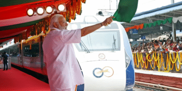 वंदे भारत ट्रेन: पीएम मोदी ने जल्द ही कटरा-श्रीनागर मार्ग का उद्घाटन करने के लिए, यहां बताया गया है कि पर्यटन कैसे लाभान्वित होगा