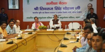 शिवज सिंह चौहान ने इकार पटना का दौरा किया, 'विकसी भरत @2047' प्राप्त करने के लिए लैब-टू-फार्म अनुसंधान के लिए कॉल किया