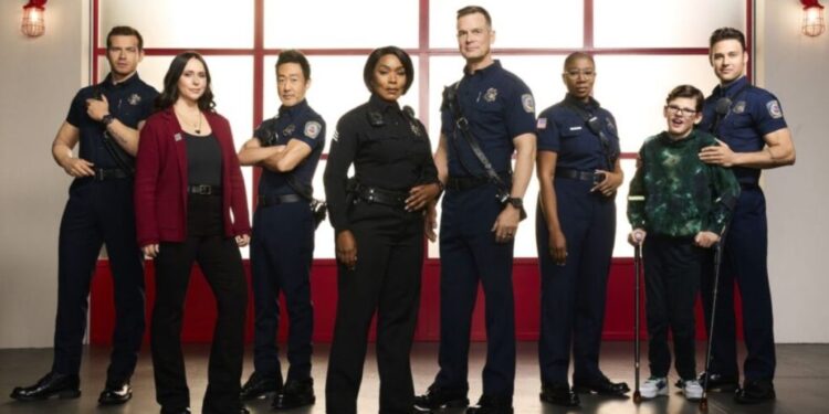 सब कुछ हम अब तक '9-1-1' सीजन 9 पर अटकलों के बारे में जानते हैं
