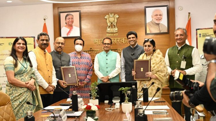 सरकार ने SHGs को स्किलिंग, उद्यमिता के साथ सशक्त बनाने के लिए MOU को संकेत दिया; करोड़पति डिडिस अगले मील का पत्थर लखपति दीदी मिशन में
