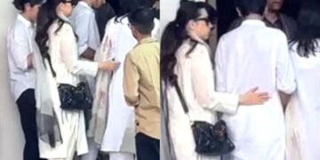 'स्टॉप रिकॉर्डिंग' पैप्स ने हवाई अड्डे पर करिश्मा कपूर को फिल्माने के लिए पटक दिया क्योंकि वह सुज़य कपूर की प्रार्थना के लिए रवाना होती है