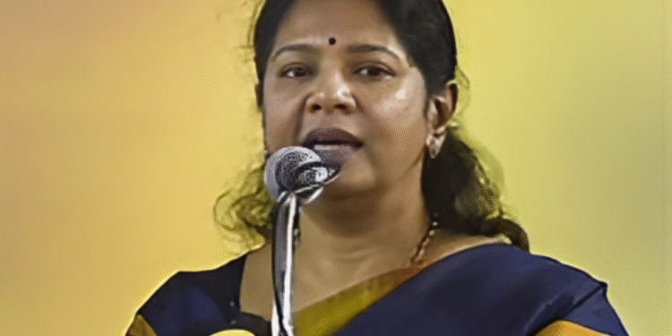 स्पेन में भारत की राष्ट्रीय भाषा पर DMK सांसद Kanimozhi की प्रतिक्रिया ने तालियाँ कमाई, चेक क्यों करें?