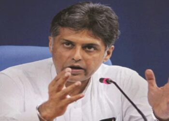 "हमारे प्रवचन की विविधता ताकत है, कमजोरी नहीं": मनीष तिवारी ने राहुल गांधी का बचाव किया
