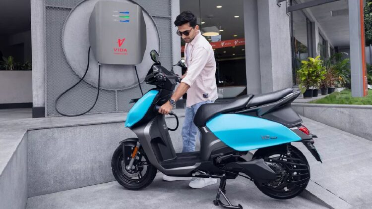 हीरो मोटोकॉर्प ने बास मॉडल के साथ VIDA VX2 को पेश करने के लिए