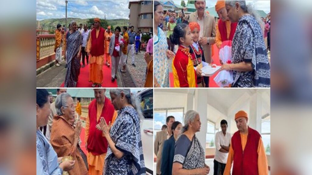 सितारमन ने सोहरा में सेंचुरी ओल्ड रामकृष्ण मिशन स्कूल में स्टॉप के साथ 4-दिवसीय मेघालय की यात्रा का समापन किया