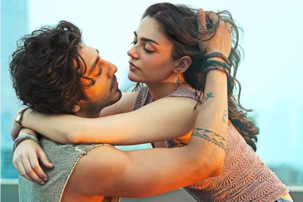 SAYAARA: बड़े पैमाने पर सफलता के बाद, प्रशंसक भाग 2 की मांग करते हैं - क्या अहान पांडे और अनीत पददा की प्रेम कहानी वास्तव में एक अगली कड़ी की जरूरत है?