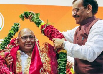 आरएसएस अच्छी पुस्तकों में 3-जीन राजनेता और व्यवसायी। क्यों भाजपा ने एमपी यूनिट का नेतृत्व करने के लिए हेमंत खंडेलवाल को चुना