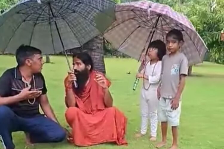 कोई ड्रग्स नहीं, बस योग: रामदेव बाबा के हीलिंग पथ बच्चों को घातक बीमारियों से बचाता है