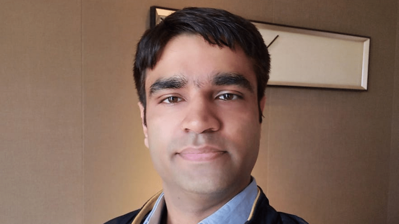 क्लाउड आर्किटेक्ट से लेकर फसल की खेती करने के लिए: कैसे कन्नुज कच्छवा प्रौद्योगिकी और उद्देश्य के साथ कृषि को फिर से स्थापित कर रहा है