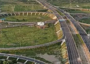 दिल्ली मुंबई एक्सप्रेसवे के माध्यम से जल्दी से उदयपुर पहुंचें, इन स्थानों का पता लगाएं