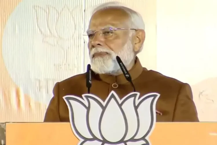पीएम मोदी घाना की यात्रा: पीएम मोदी अपने सबसे लंबे राजनयिक दौरे पर शुरू करते हैं: घाना यात्रा के निशान ब्रिक्स शिखर सम्मेलन के लिए शक्तिशाली प्रस्तावना