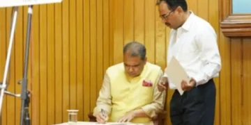 भागवंत मान ने संजीव अरोड़ा का पंजाब कैबिनेट में स्वागत किया, उद्योग और एनआरआई मामलों सहित प्रमुख पोर्टफोलियो प्रदान करते हैं