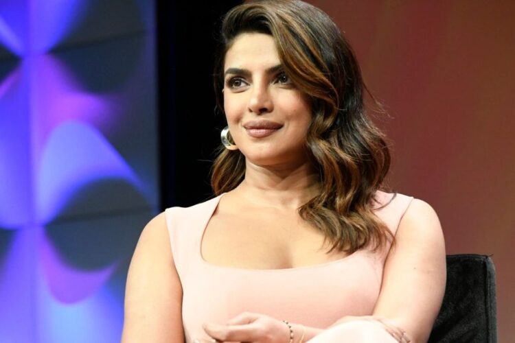 'मुझे हिंदी फिल्में और भारत की याद आती है' क्या प्रियंका चोपड़ा ने सिर्फ SSMB 29 के साथ अपनी वापसी की पुष्टि की? जाँच करें कि उसने क्या कहा!