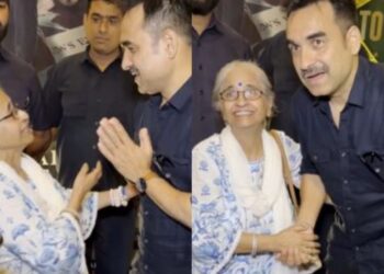 मेट्रो इन डिनो: 'माई येह फोटो एपीनी बीटी को…' पंकज त्रिपाठी बुजुर्ग प्रशंसक के साथ मीठी सेल्फी पल में उलझाने योग्य है - घड़ी