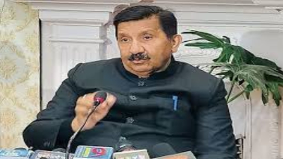 राज्य में बड़े पैमाने पर क्षति, प्रशासन हाई अलर्ट पर है: हिमाचल डिप्टी सीएम अग्निहोत्री
