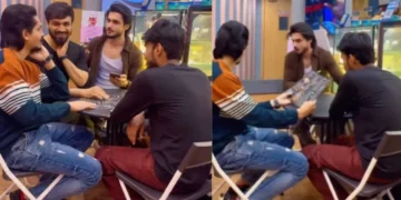 वायरल वीडियो: मैन ने अपनी बहन को फोन करने के लिए दोस्त से फोन उधार लिया, वह उठाती नहीं है, वह अपने पिता, मां को बुलाता है, लेकिन जब वह पत्नी को डायल करता है, तो विस्फोट करता है, क्यों चेक करता है?