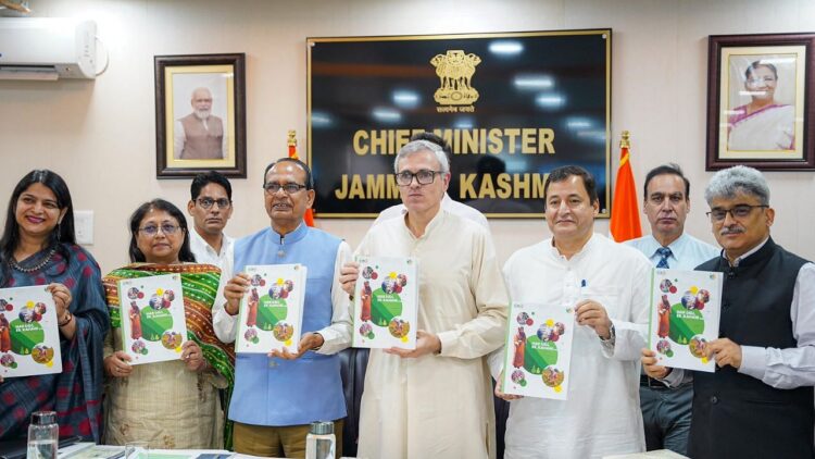 शिवराज सिंह चौहान ने श्रीनगर में 150 करोड़ रुपये के क्लीन प्लांट सेंटर की घोषणा की, J & K विकास कुंजी को 'विकसीट भारत' के लिए बुलाया